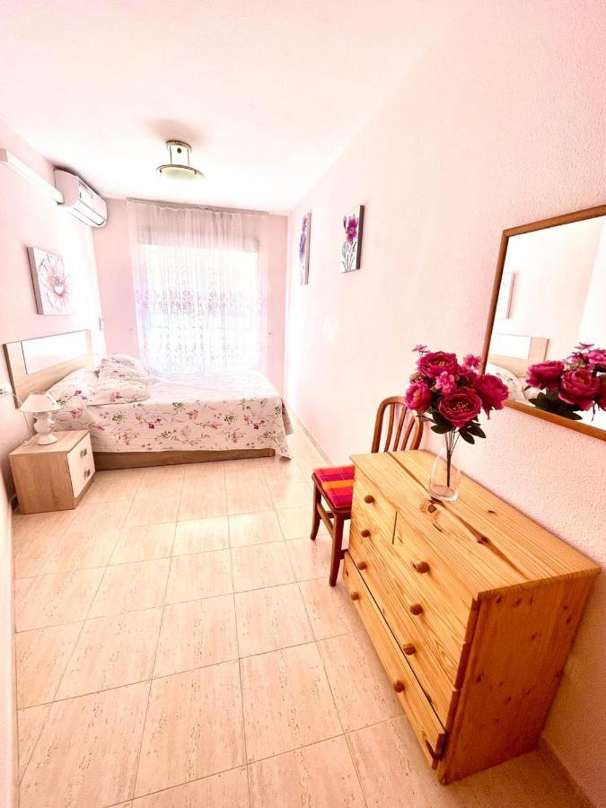 Torrevieja Comfortable Apartment Esterno foto