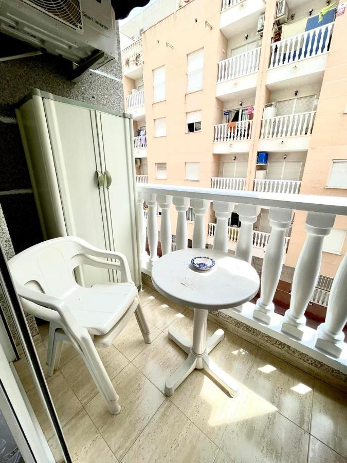 Torrevieja Comfortable Apartment Esterno foto